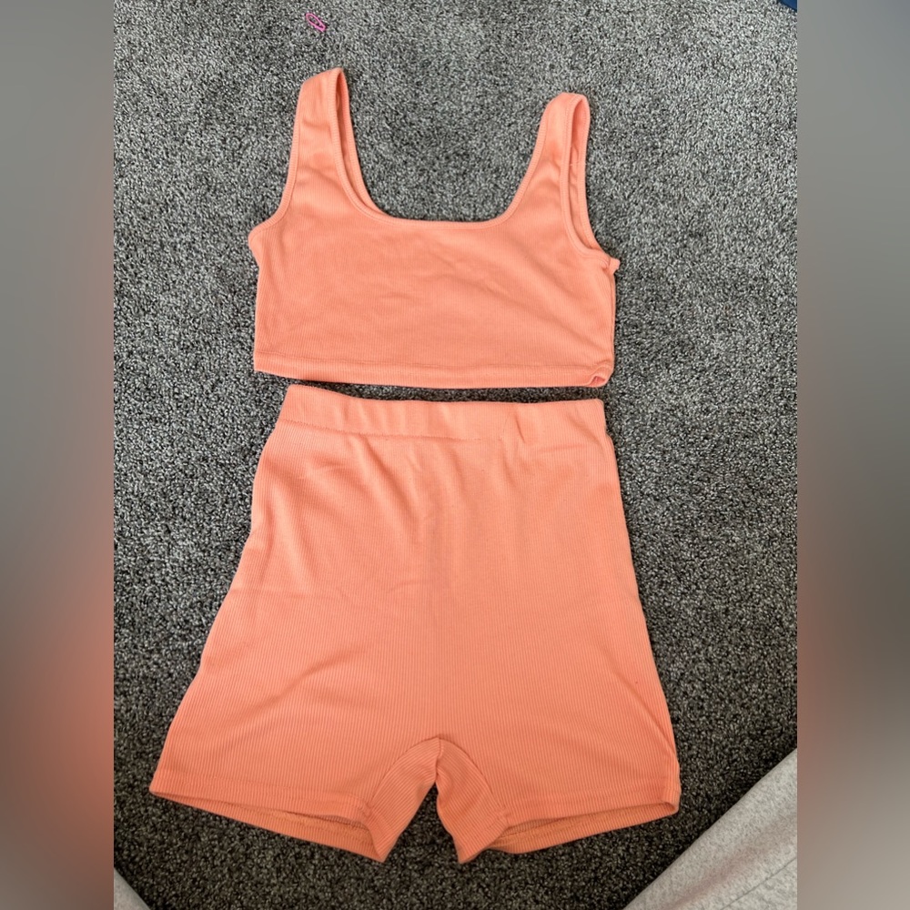 Amazon Yoga Work out set Large